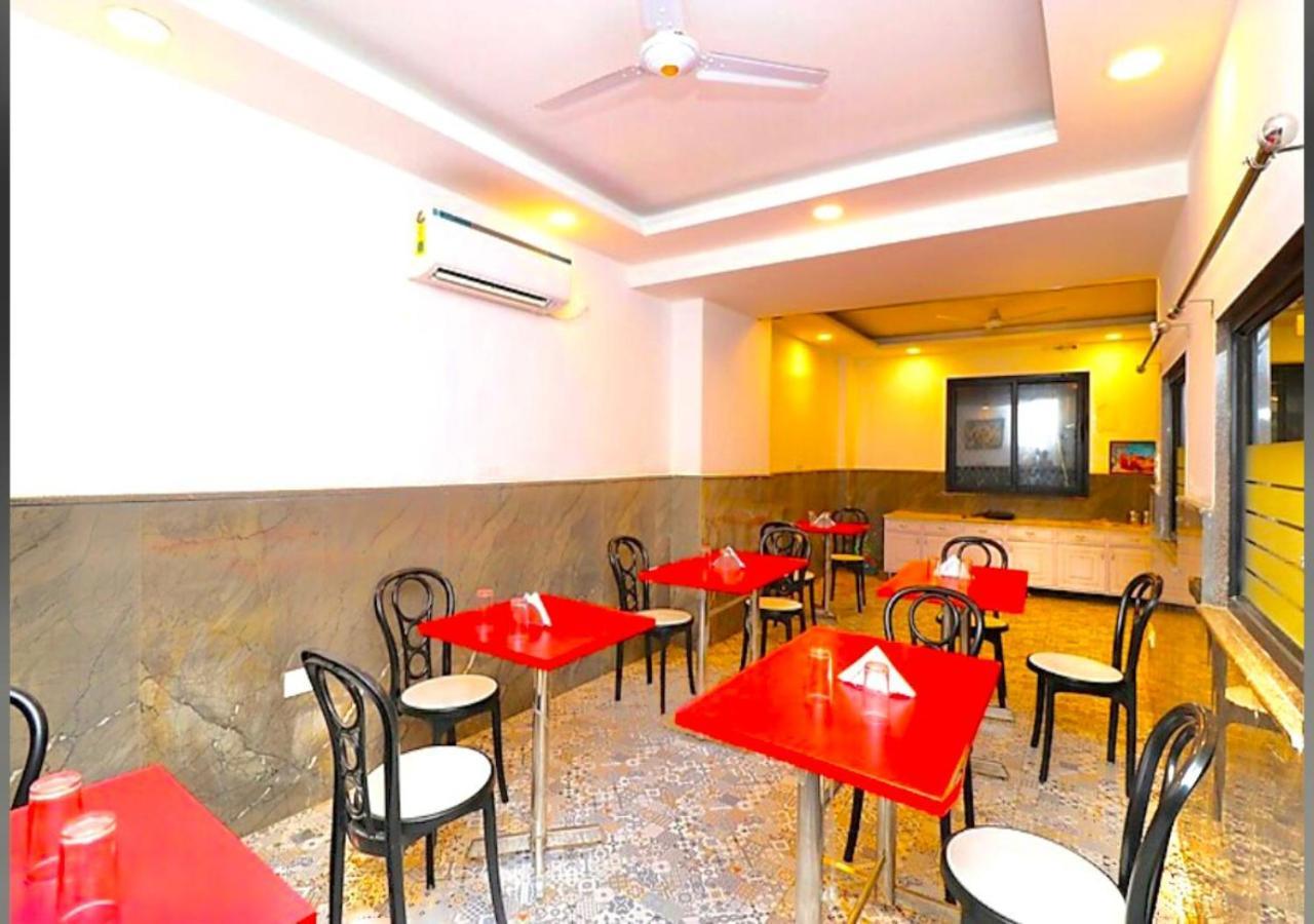 Hotel Galaxy Inn Near Delhi International Airport New Delhi Bagian luar foto